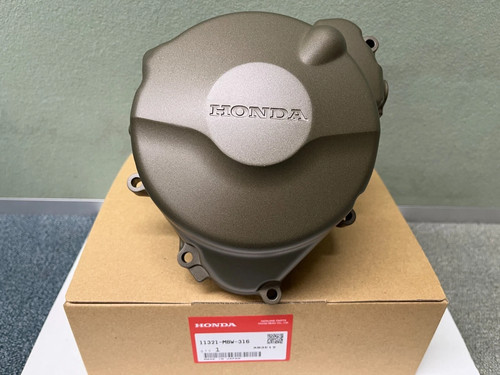 Coperchio alternatore